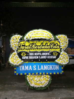Papan Bunga Duka di Sendangadi